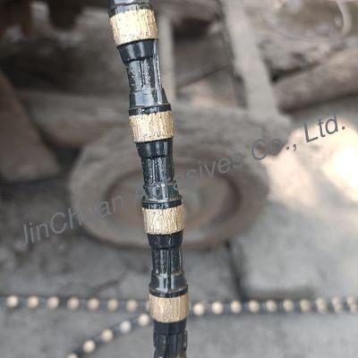 Serra de arame de diamante eletroplata utilizada para cortar vigas e colunas de concreto